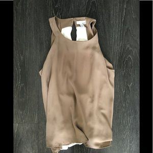 Lady’s 14th and Union blouse